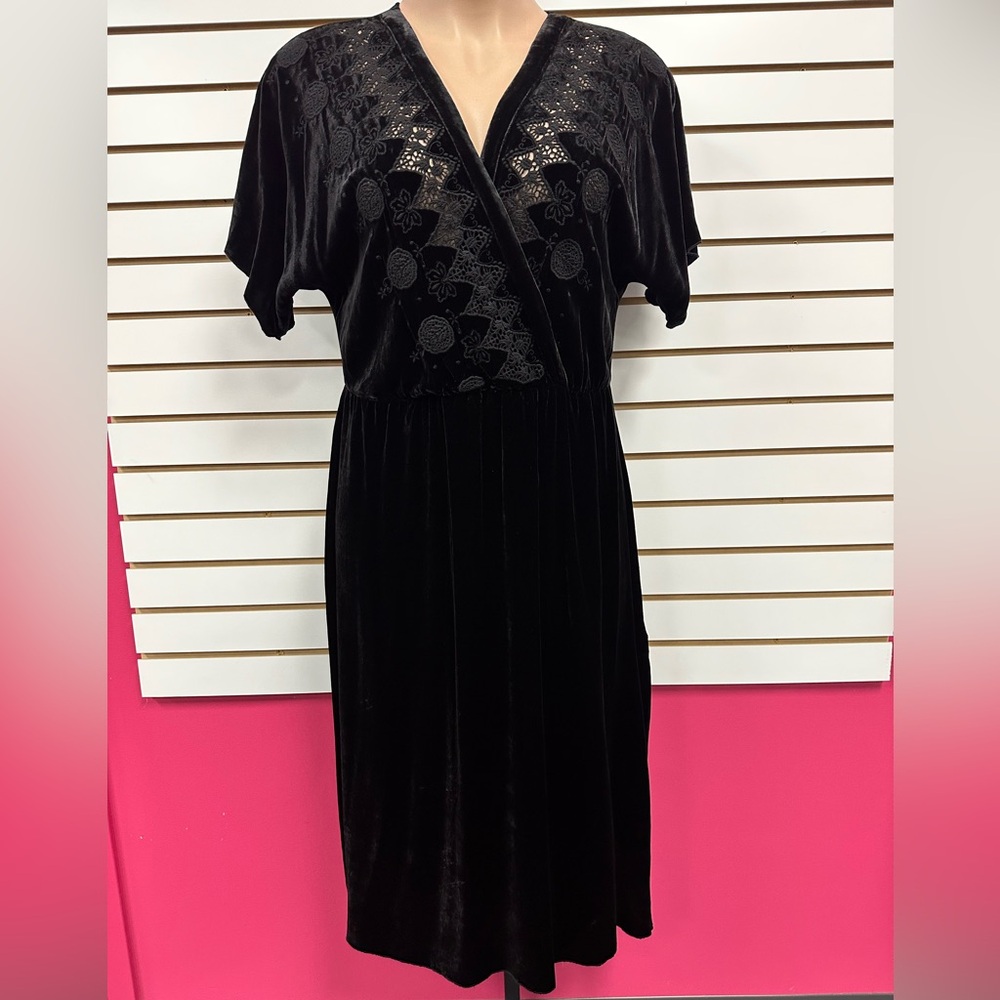 Love 🖤 Johnny Was Coco Wrap Black Faux Velvet Dress with Embroidered Bodice